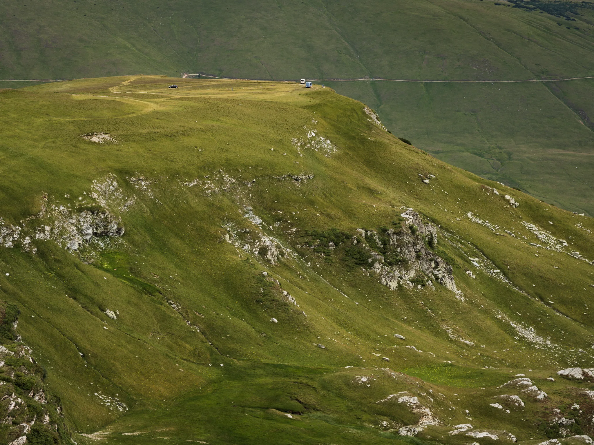 Transfogaraska czy Transalpina? Różnice, widoki, postoje i noclegi